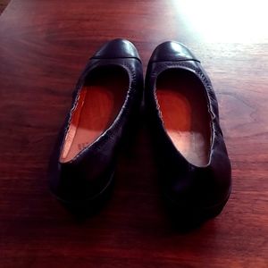 Women’s Fitflop Black Ballerina Flat size 6